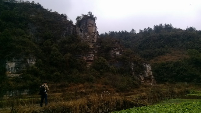 貴陽白云都拉營(yíng)下水大佛